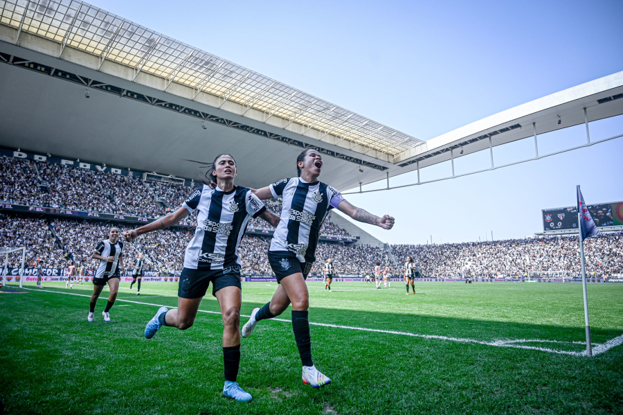 Corinthians vence São Paulo e conquista o penta seguido do Brasileirão Feminino