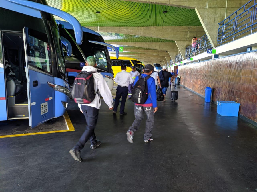 Mais de 15 mil passageiros devem passar pela rodoviária de João Pessoa até segunda-feira