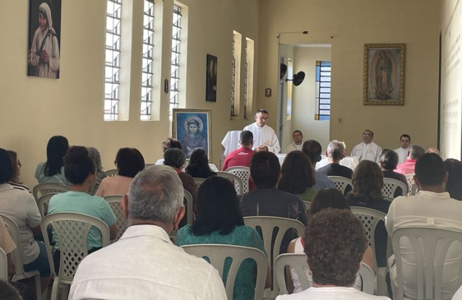 IJMP celebra missa em homenagem a São Francisco, santo que também inspirou a fundação do instituto