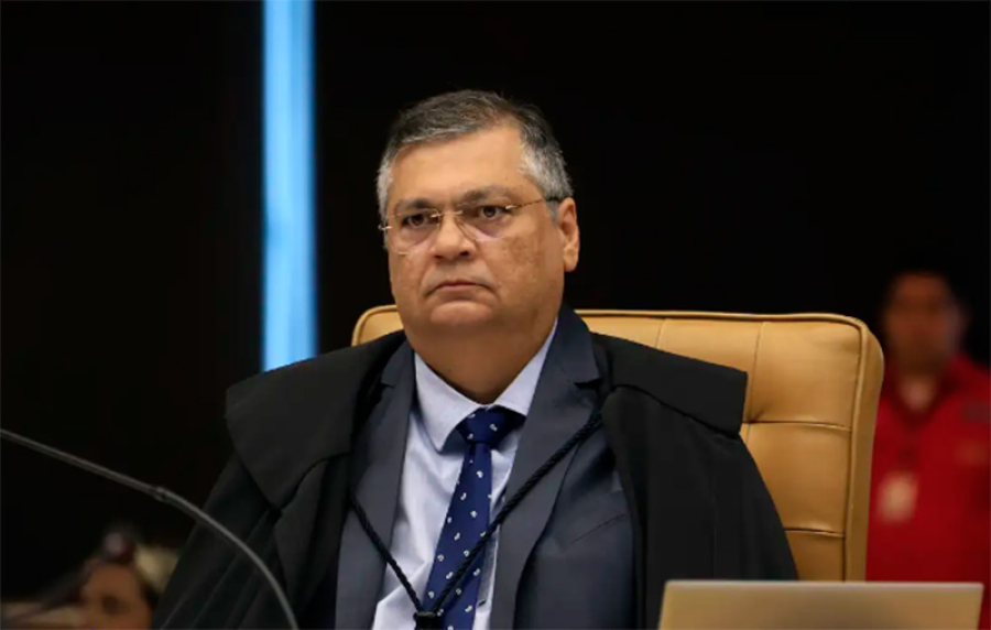 Flávio Dino mantém suspensos os pagamentos de emendas parlamentares