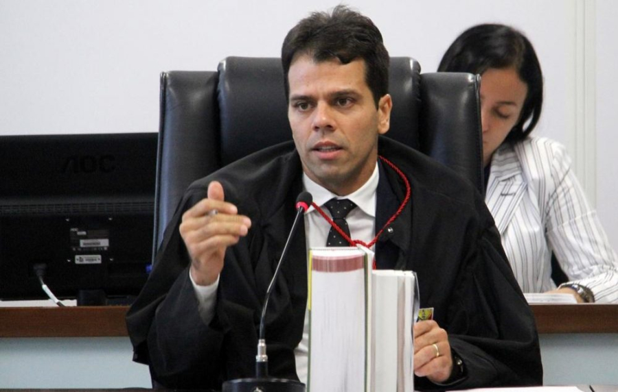 João Azevedo nomeia Francisco Seráphico como novo desembargador do TJPB