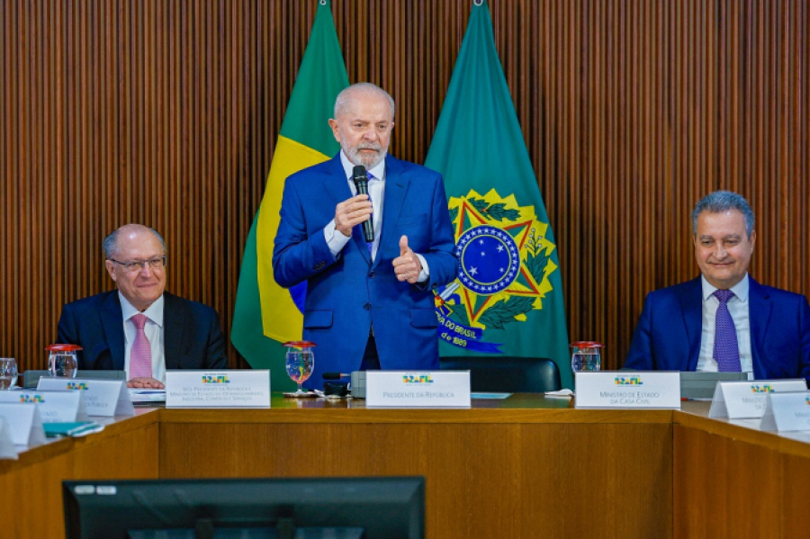 Lula se reúne com governadores e discute meios para conter crime organizado